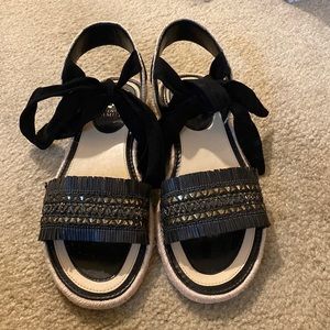 Never been worn Vince camuto sandals